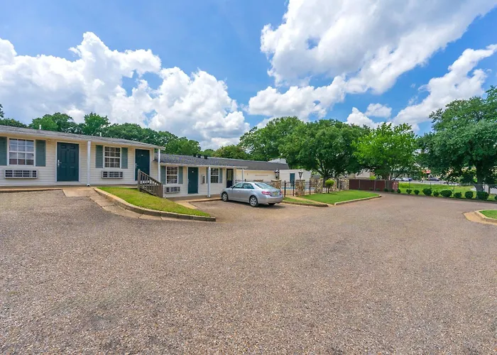 Motels Extended Stay Studios